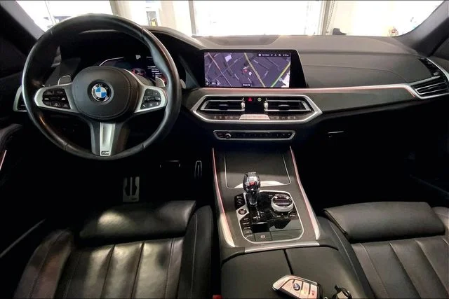 Used 2022 Arctic Grey Metallic BMW xDrive40i image 15