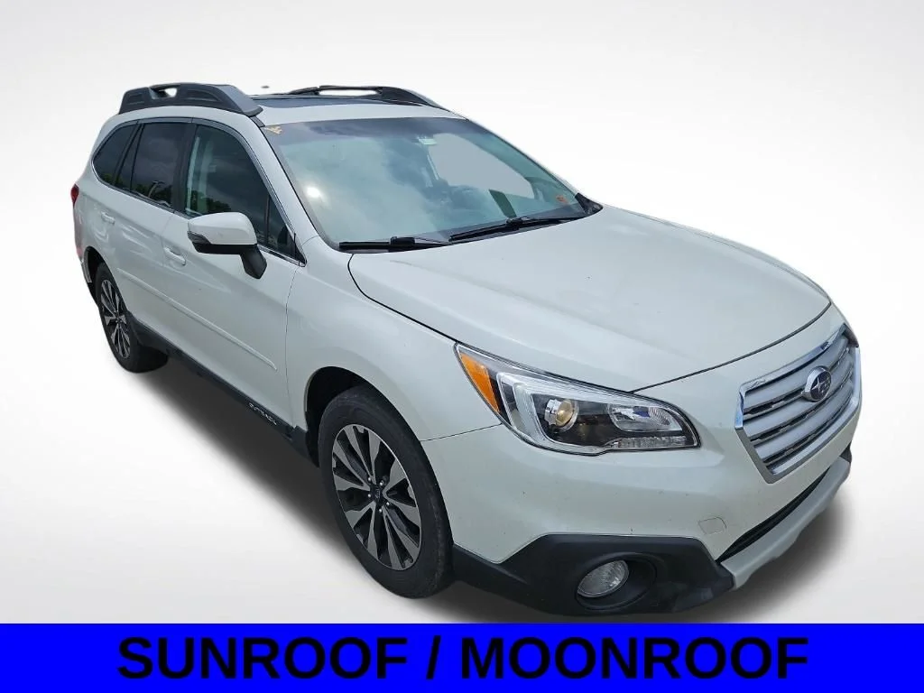 Used 2015 White Subaru 2.5i image 3