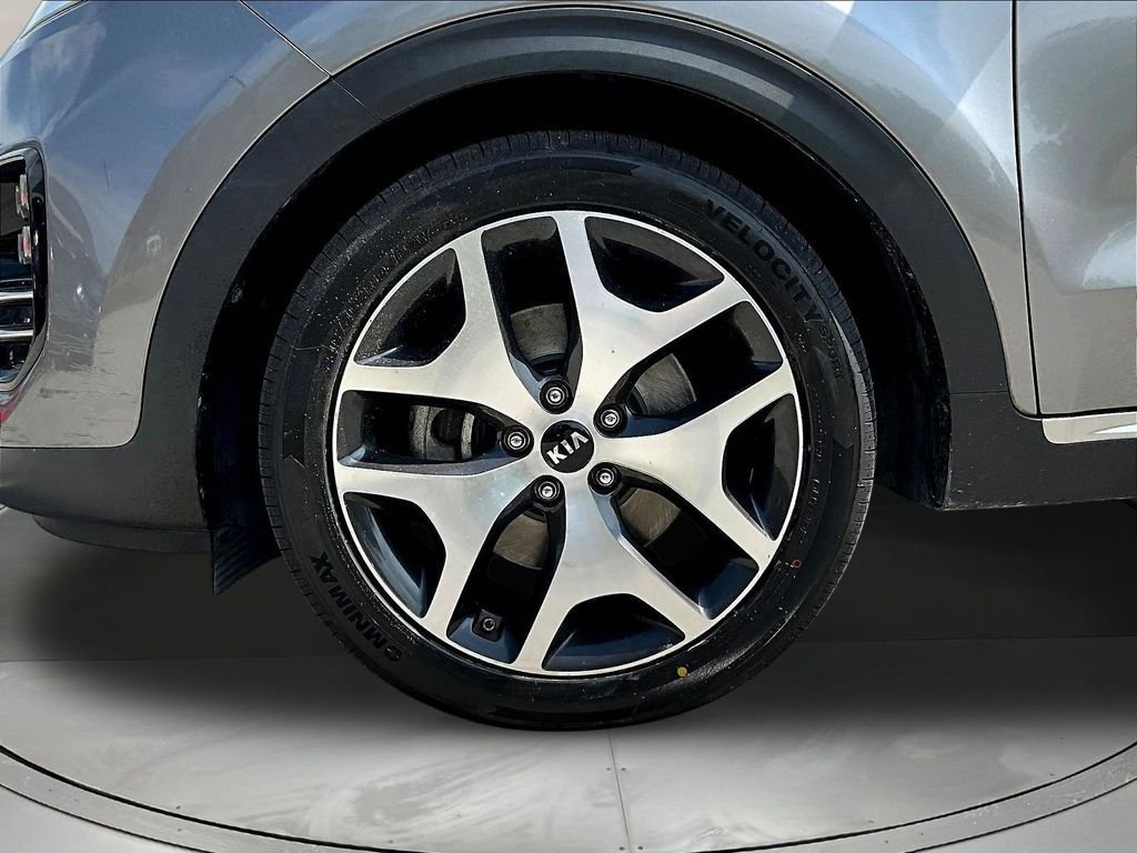 Used 2019 Silver Kia SX image 38