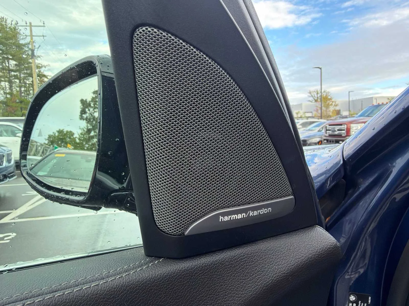 Used 2021 Phytonic Blue Metallic BMW xDrive45e image 24