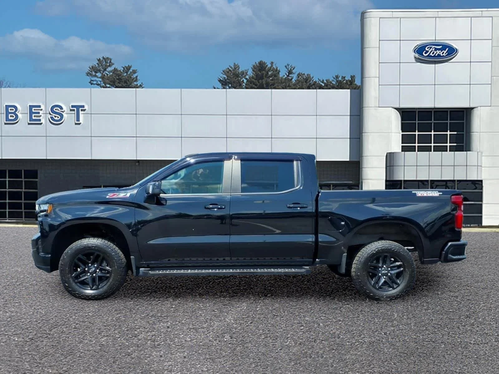Used 2022 Black Chevrolet LT Trail Boss image 2