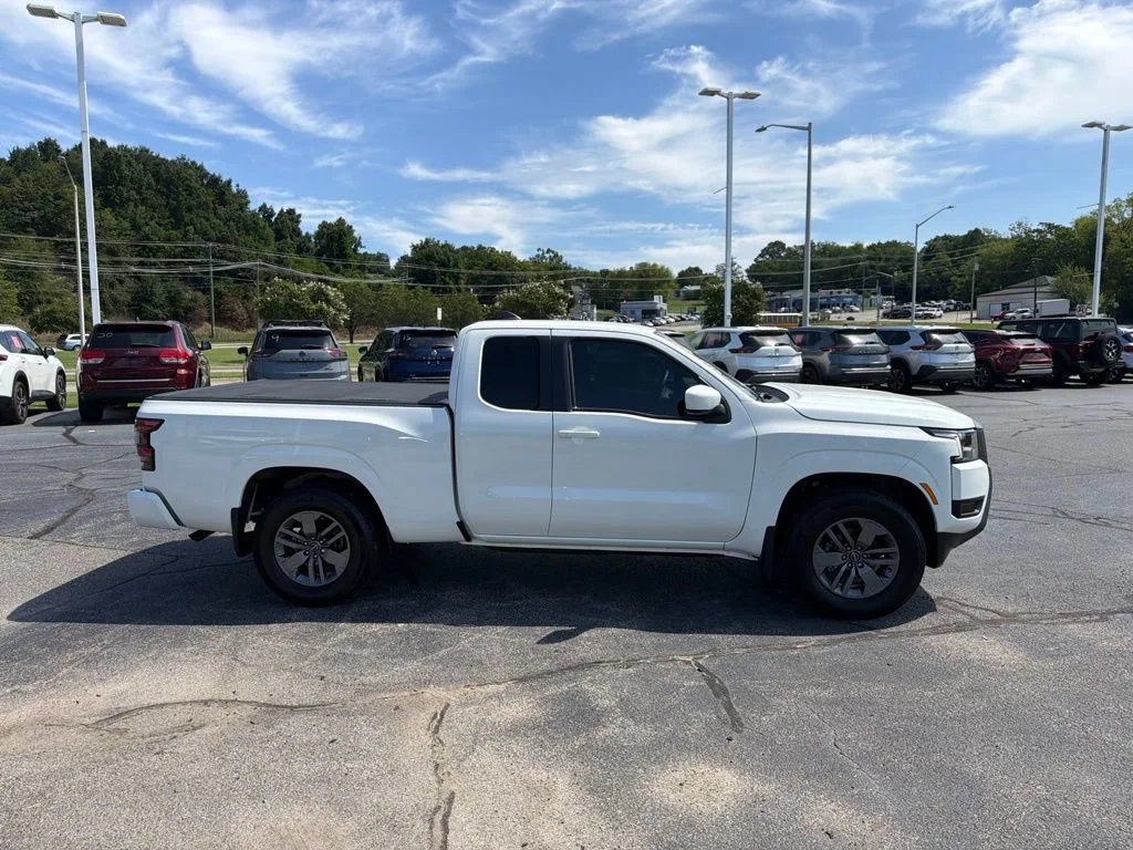 Used 2025 Glacier White Nissan SV image 10