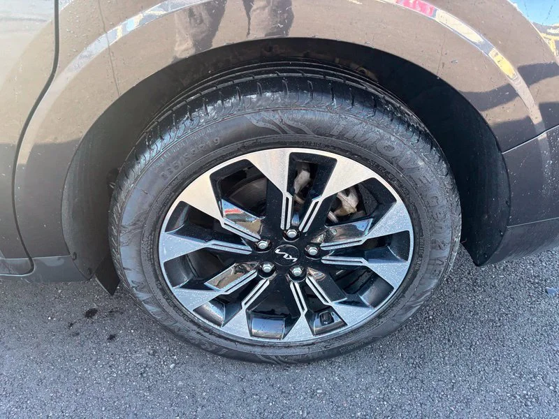 Used 2024 Gray Kia EX image 15