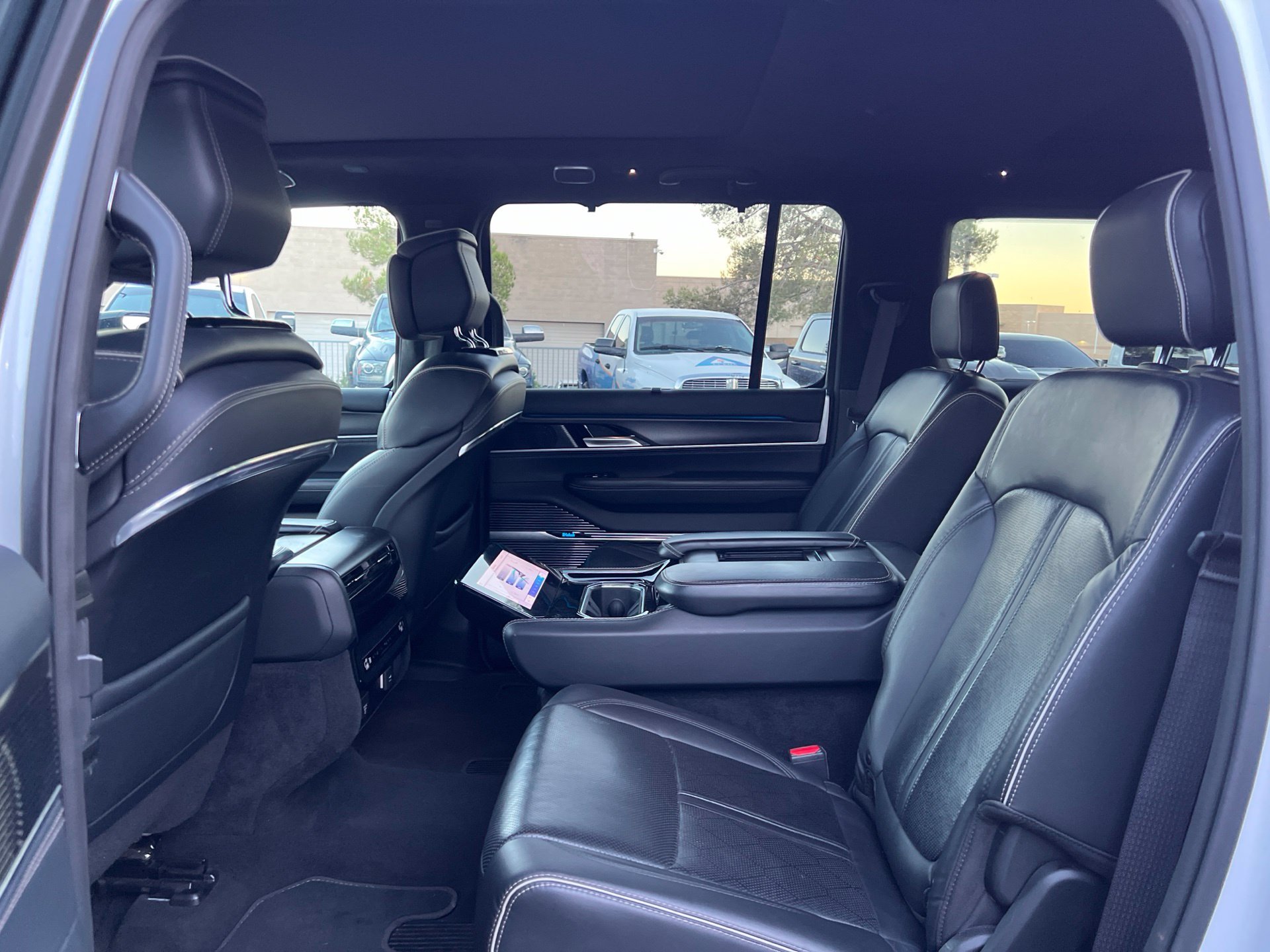 Used 2024 White Jeep Series II image 22