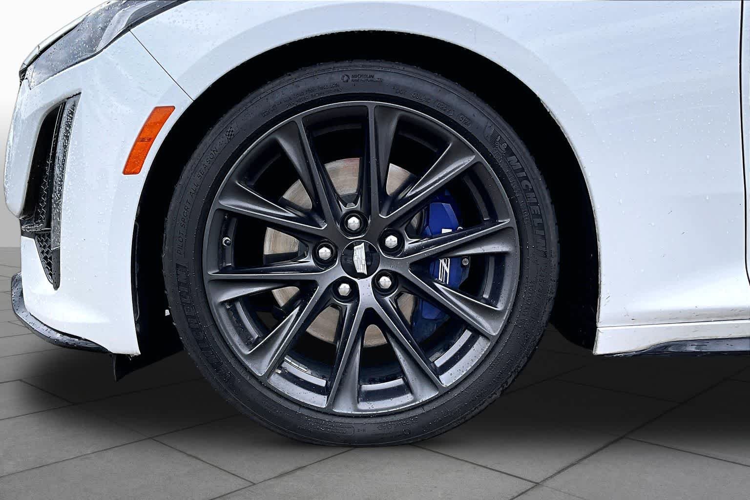 Used 2021 Summit White Cadillac V-Series image 10