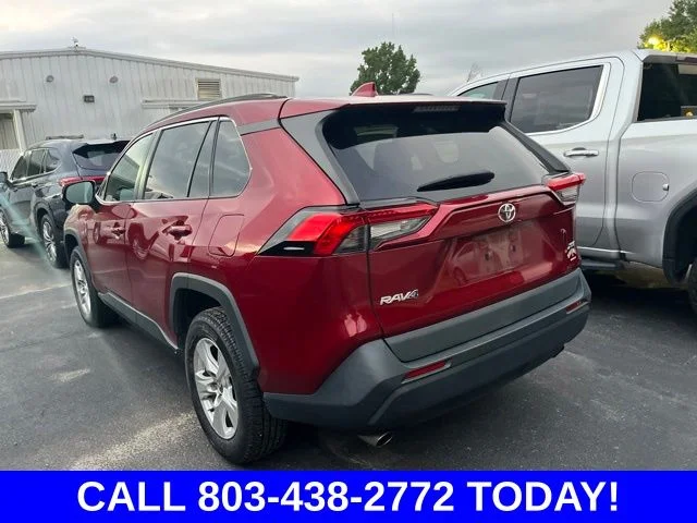Used 2020 Red Toyota XLE image 2