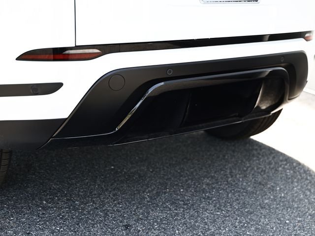 New 2026 Fuji White LAND ROVER S image 10
