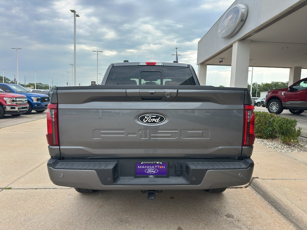 Used 2025 Carbonized Gray Metallic Ford XLT image 15