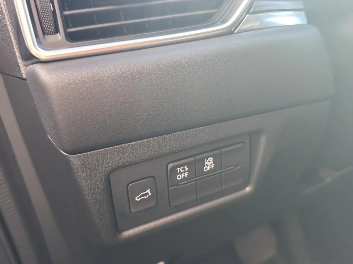 Used 2019 Machine Gray Metallic Mazda Grand Touring image 16