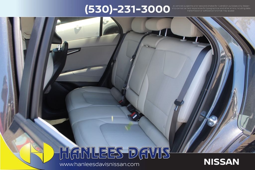 Used 2023 Gray Kia Wind image 15