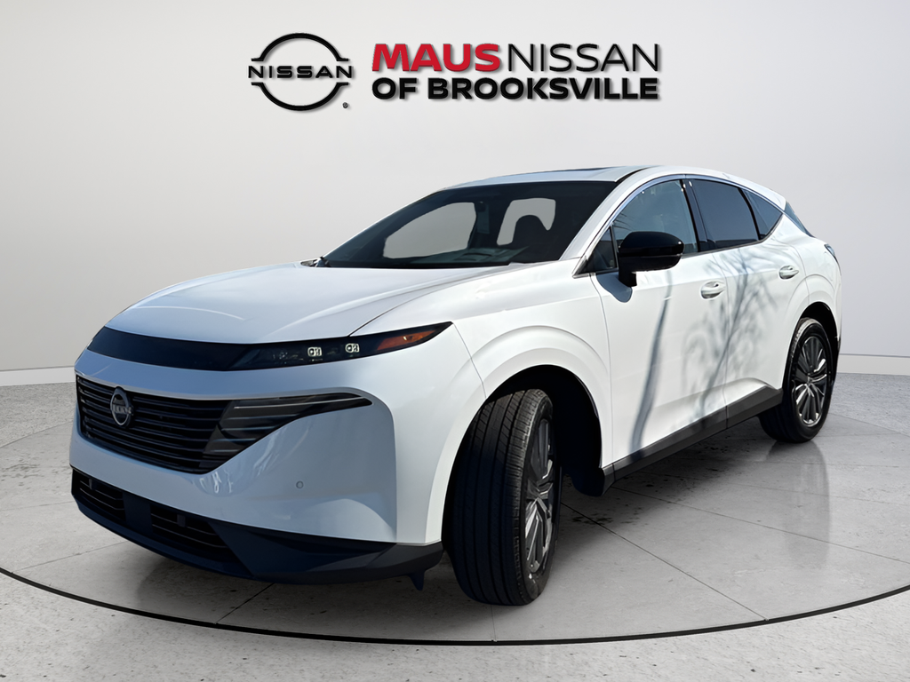 New 2026 White Nissan SL image 4