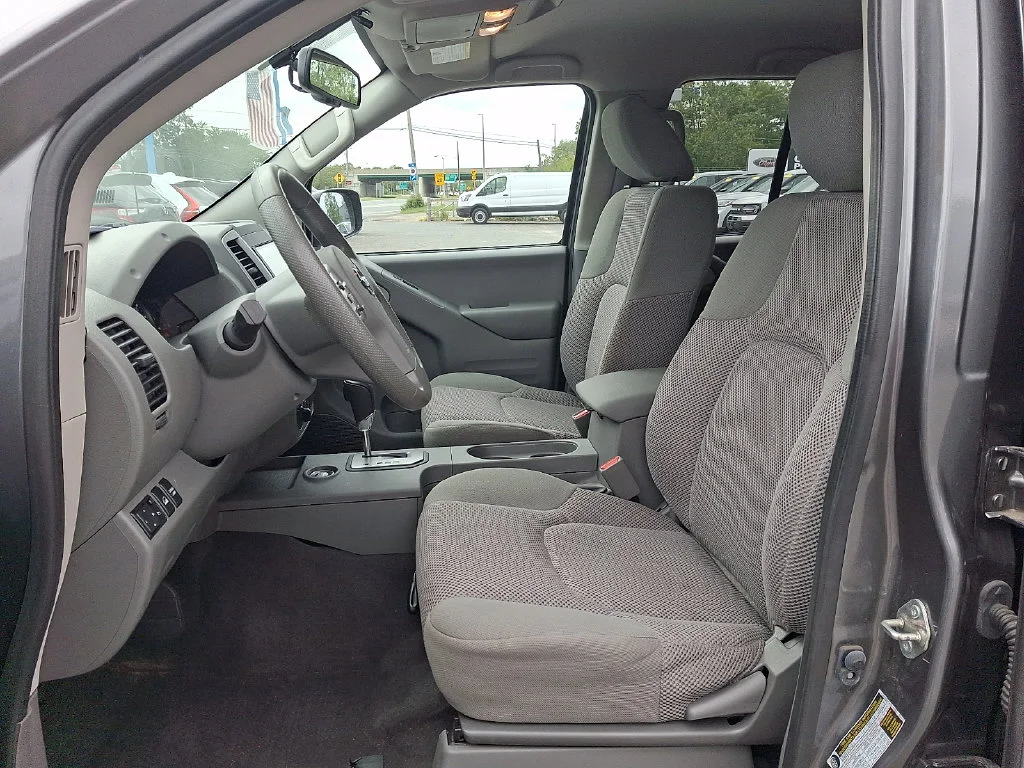 Certified Used 2020 Gun Metallic Nissan SV image 13