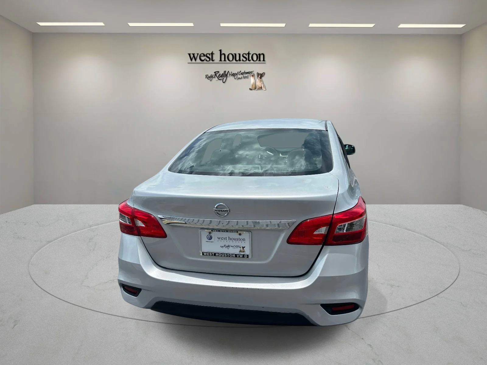 Used 2017 Brilliant Silver Nissan S image 8