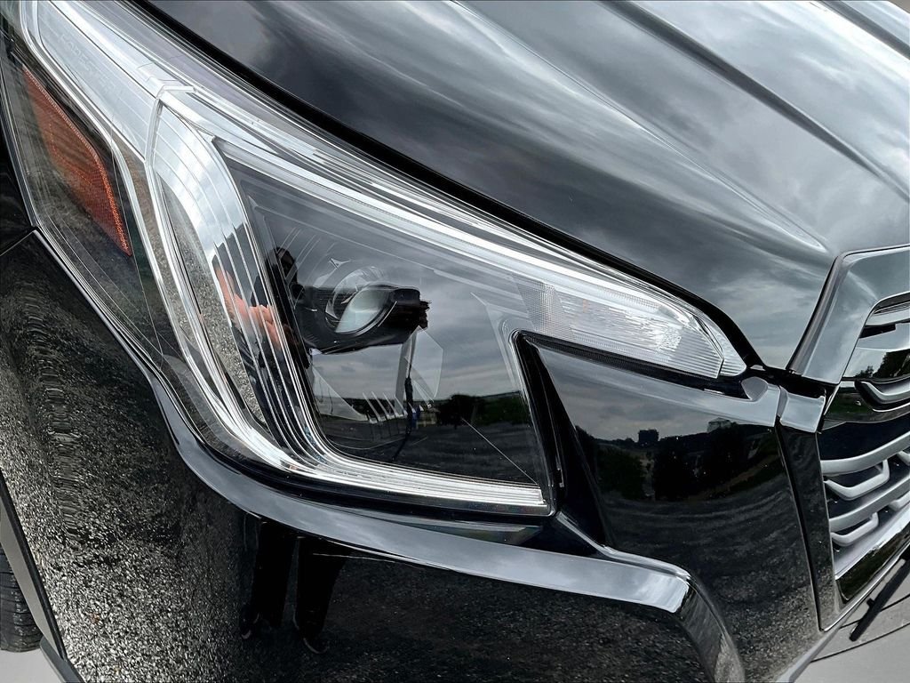 Used 2022 Black Subaru Premium image 35