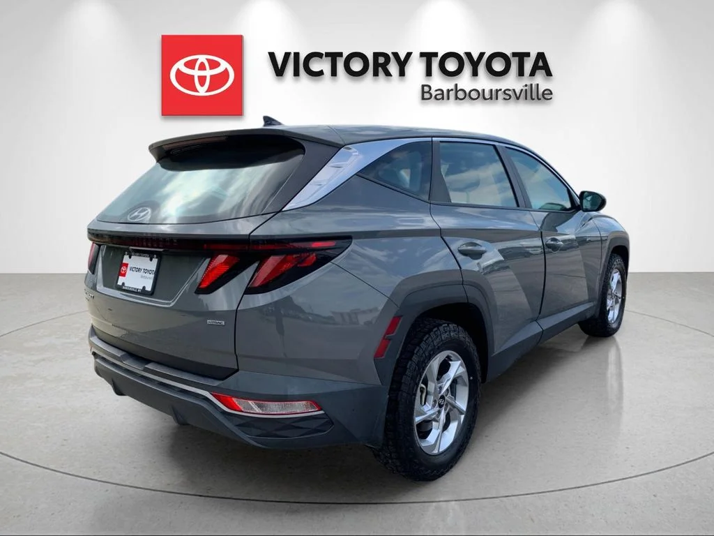 Used 2024 Gray Hyundai SE image 7