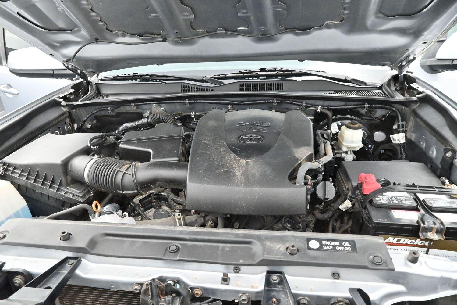 Used 2019 Silver Sky Metallic Toyota SR image 28