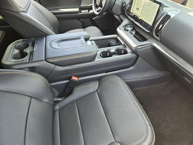 New 2026 Glacier Gray Metallic Tri-Coat Ford Tremor® image 30