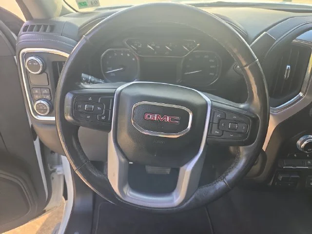 Used 2020 White GMC SLT image 15