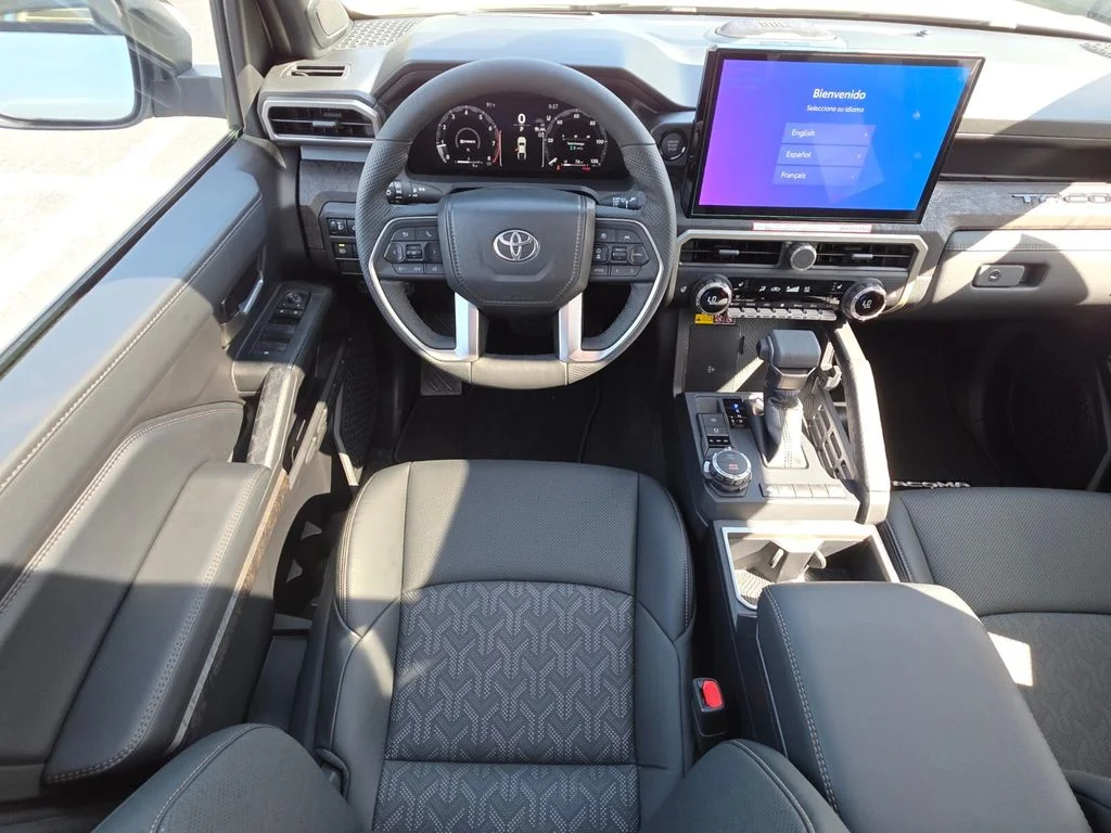 2026 Toyota Tacoma Limited - Photo 6