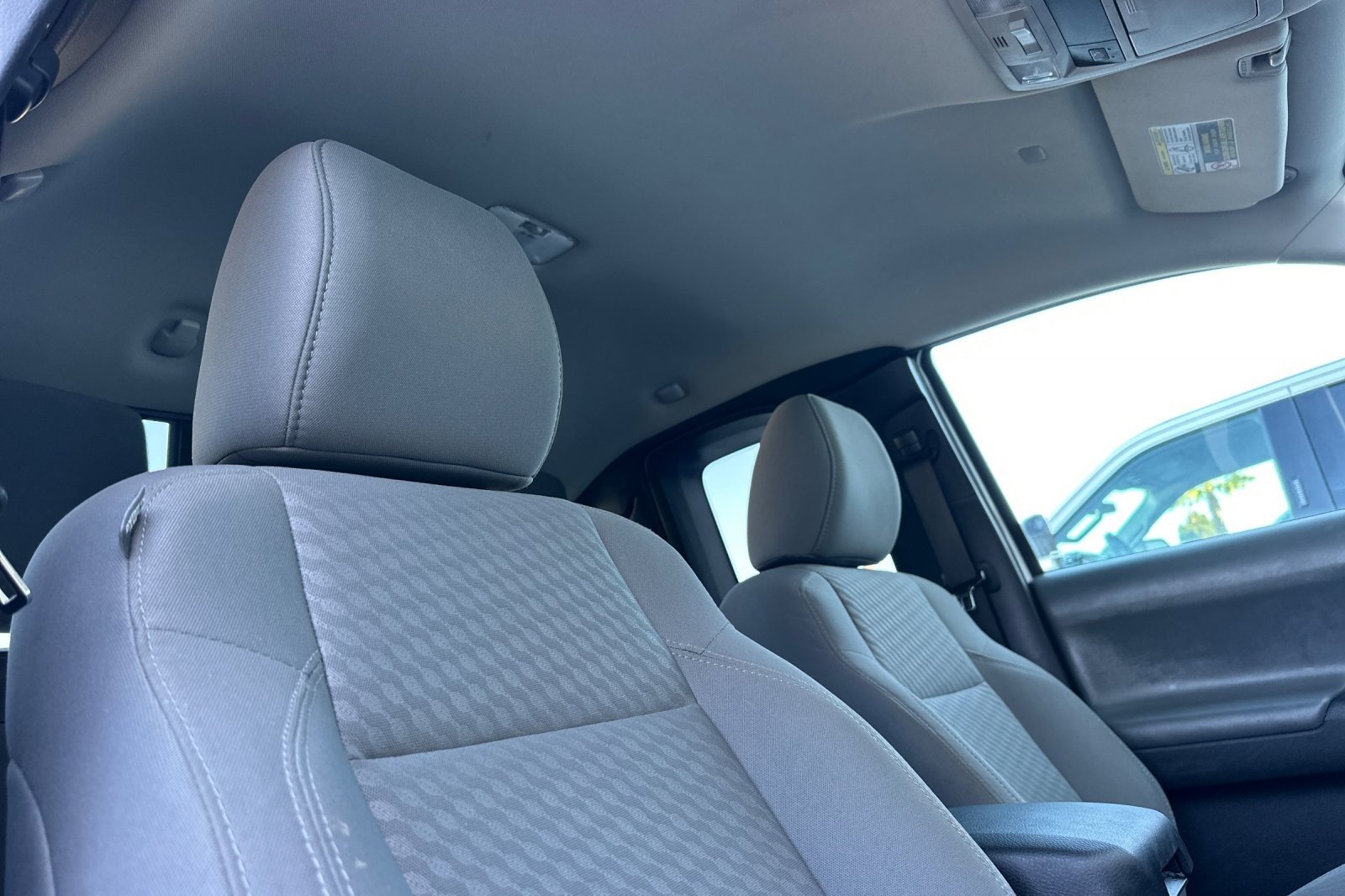 Certified Used 2022 WHITE Toyota SR5 image 15