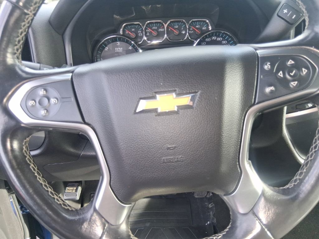Used 2016 DEEP OCEAN BLUE METALLIC Chevrolet LT image 11