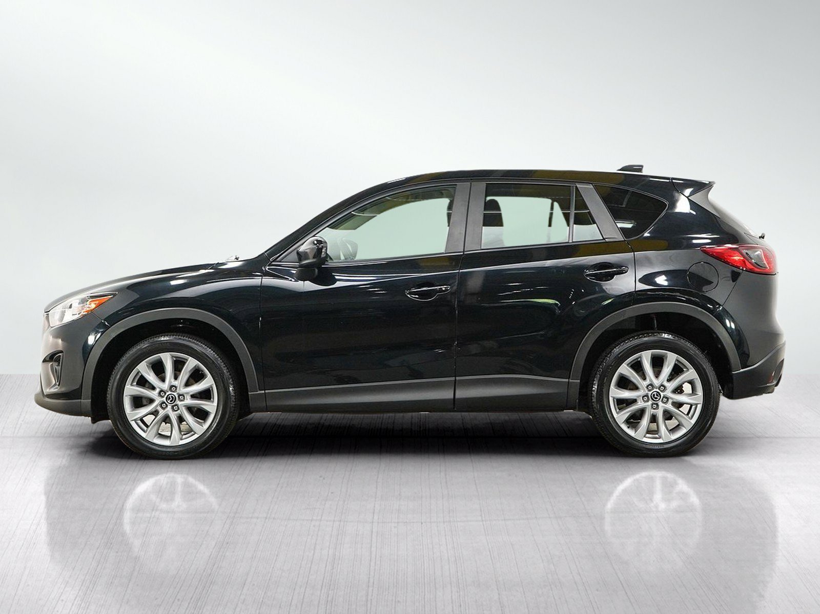 Used 2014 Mazda CX-5 Grand Touring with VIN JM3KE4DY4E0396823 for sale in Burnsville, Minnesota