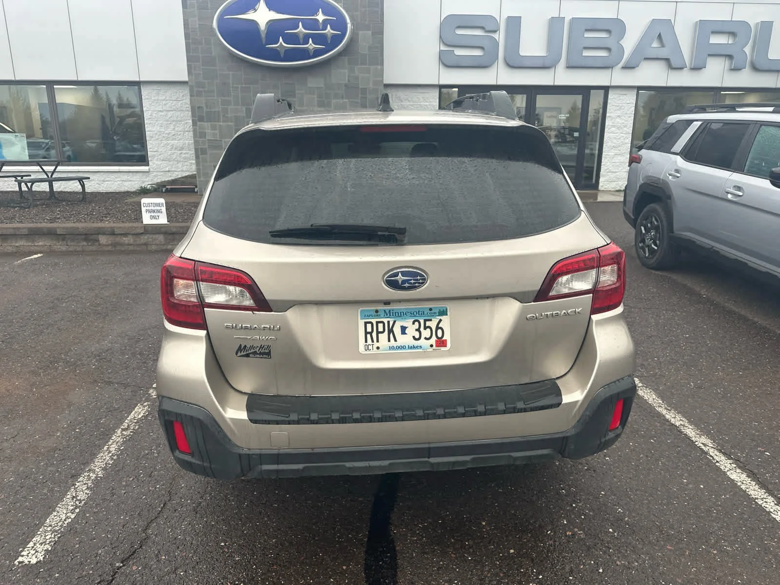 Used 2018 Tungsten Metallic Subaru Premium image 4