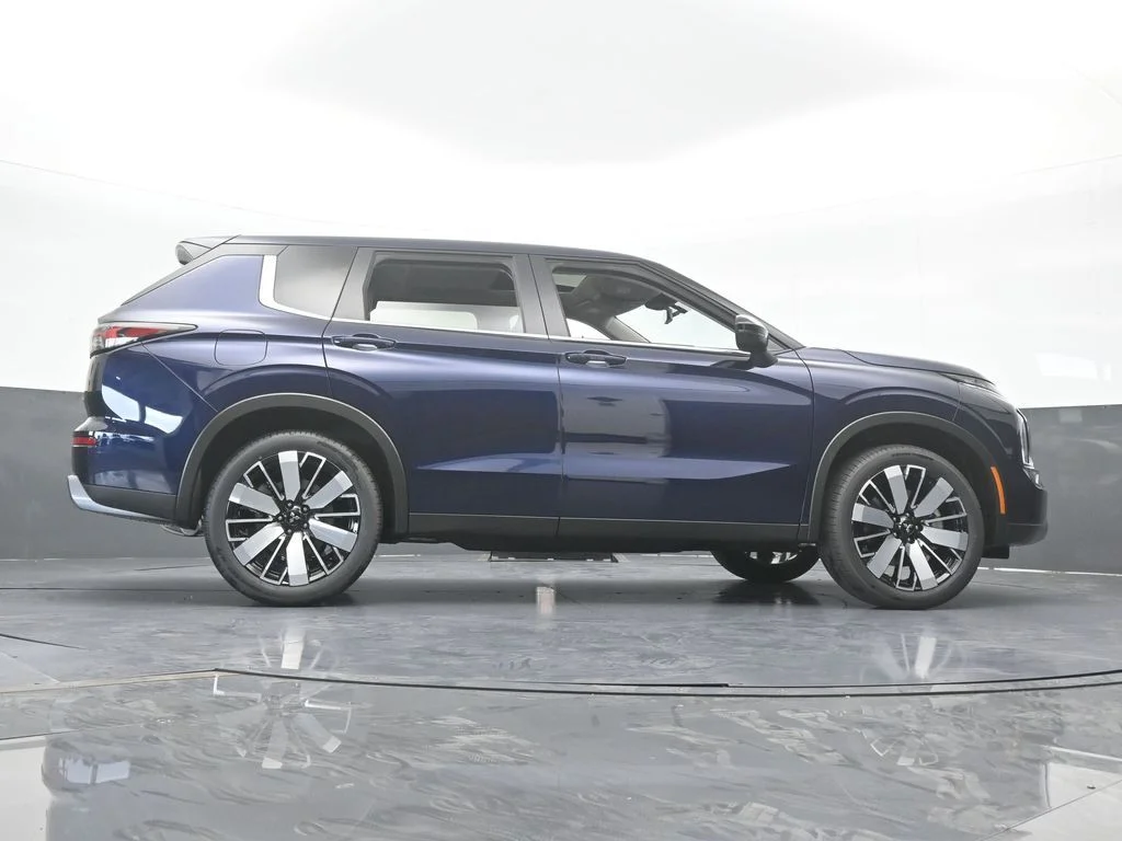 New 2026 Blue Mitsubishi SE 1.5T 2WD image 69