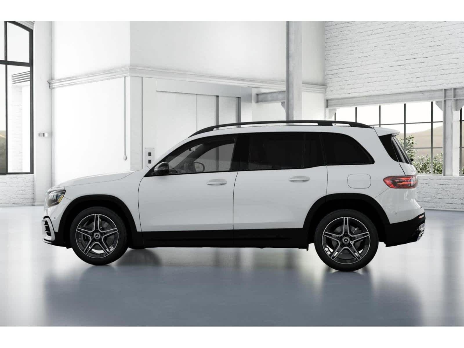 New 2026 Polar White Mercedes-Benz GLB 250 image 32