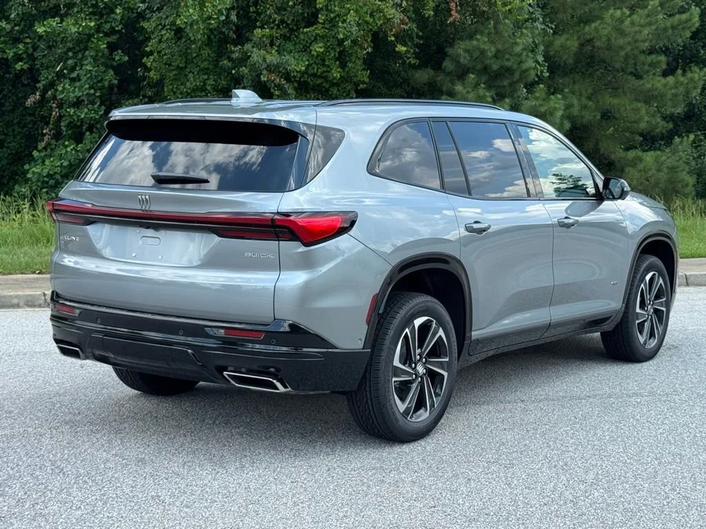 2025 Buick Enclave Sport Touring - Photo 13