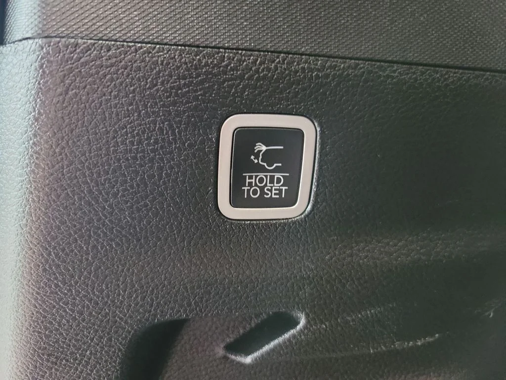 Certified Used 2024 Gray Jeep Series III image 17