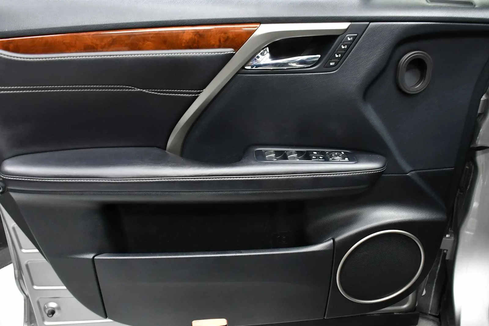 Used 2019 Atomic Silver Lexus Premium image 15