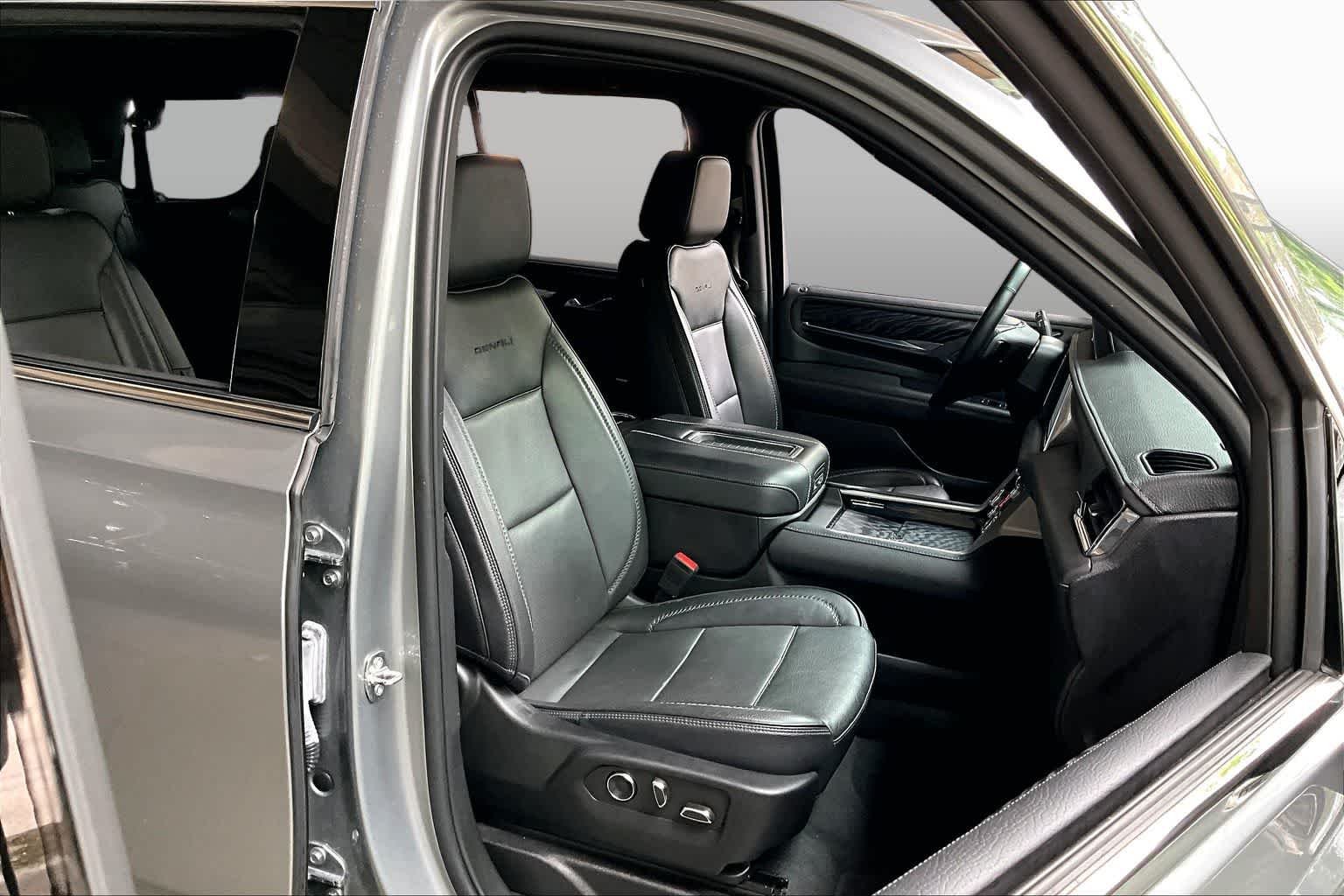 Used 2023 Sterling Metallic GMC Denali image 8