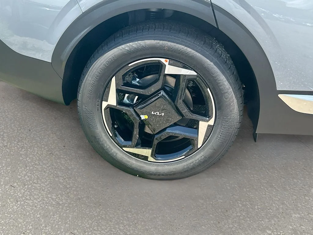 New 2026 Wolf Gray Kia EX image 30