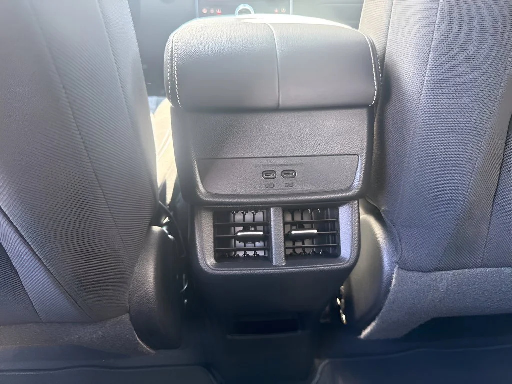 New 2027 Summit White GMC Elevation image 13