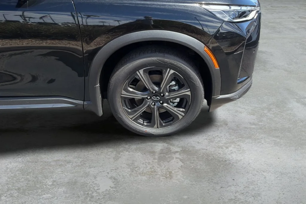 New 2027 MINERAL BLACK INFINITI Autograph AWD image 34