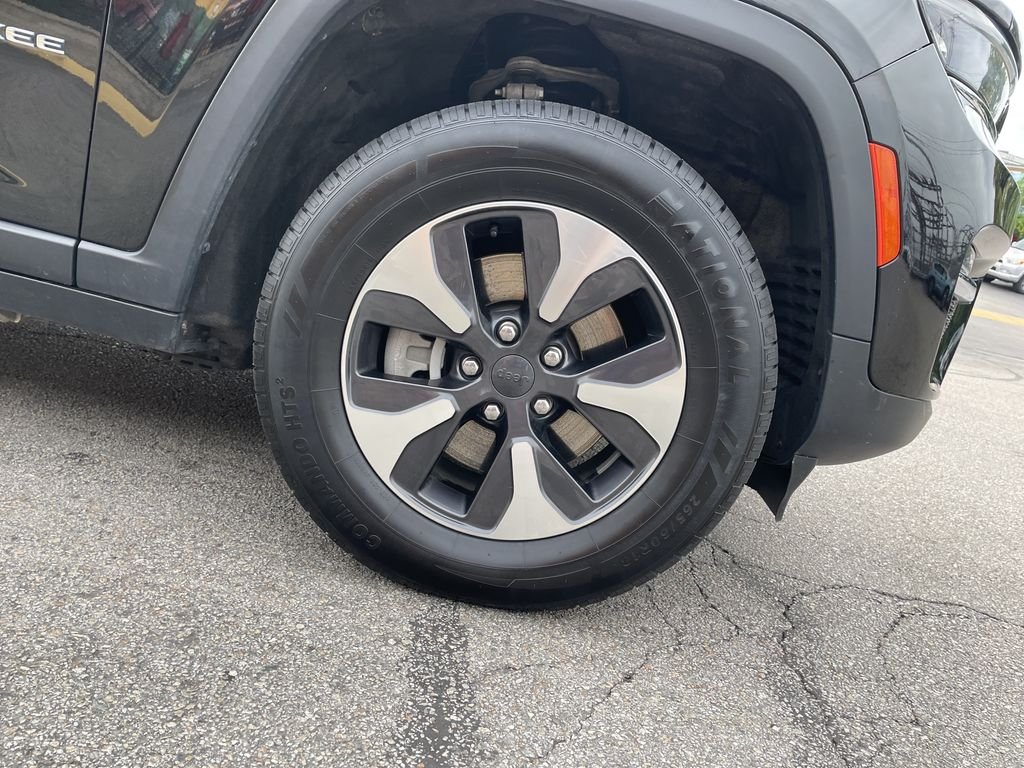 Certified Used 2024 Black Jeep 4xe image 11
