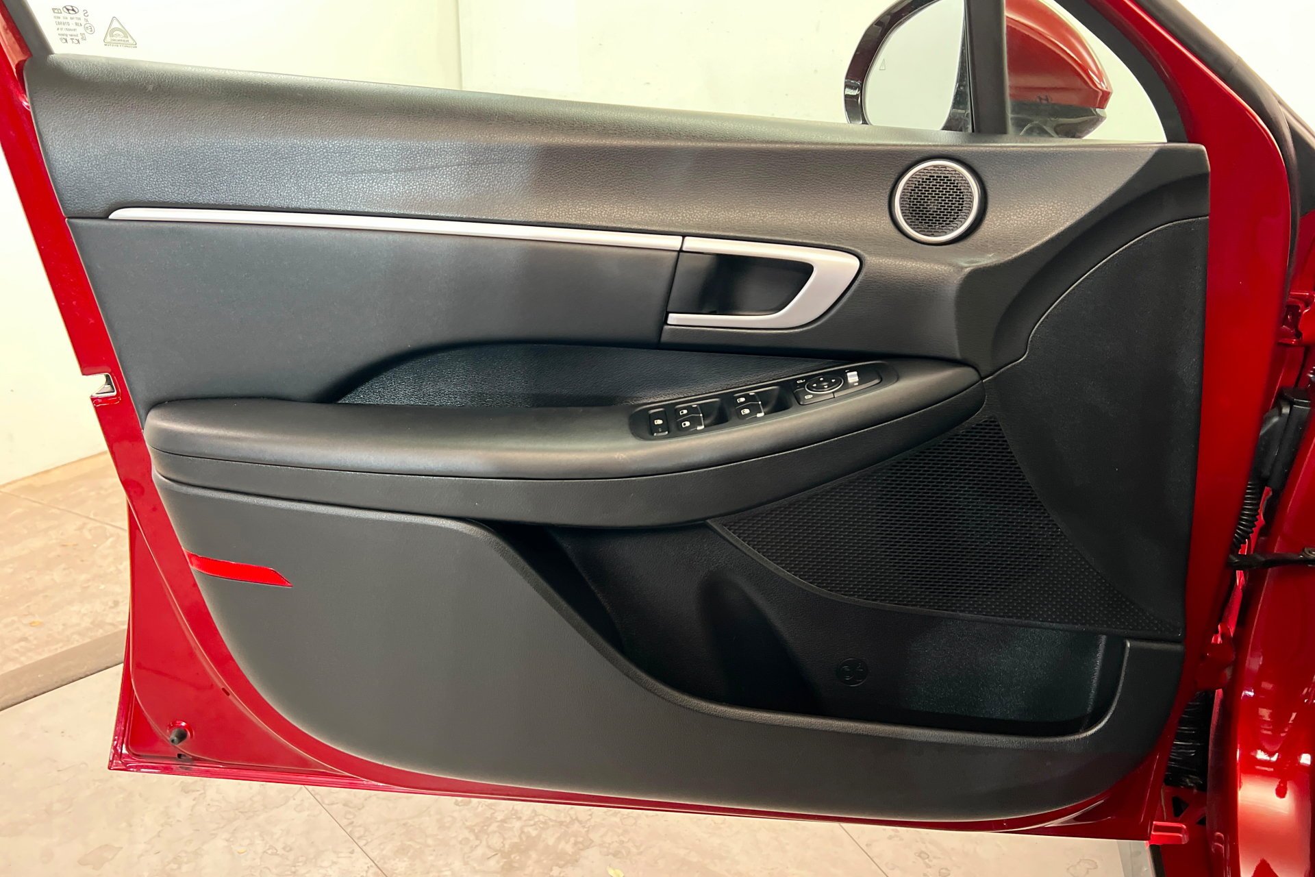 Used 2024 Ultimate red Hyundai SEL image 15