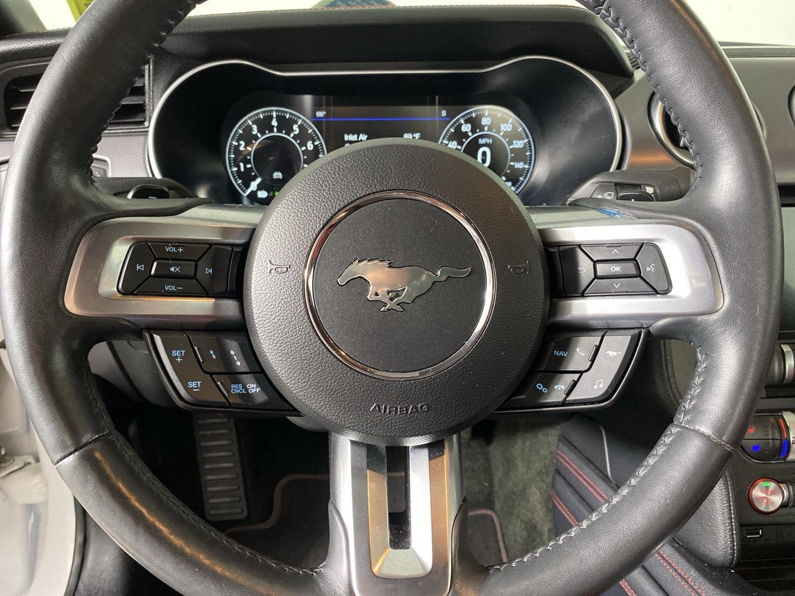 Used 2018 Oxford White Ford GT Premium image 14