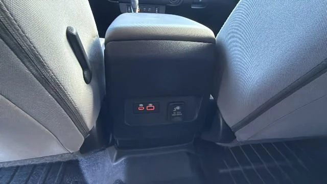 2022 Nissan Frontier SV - Photo 25