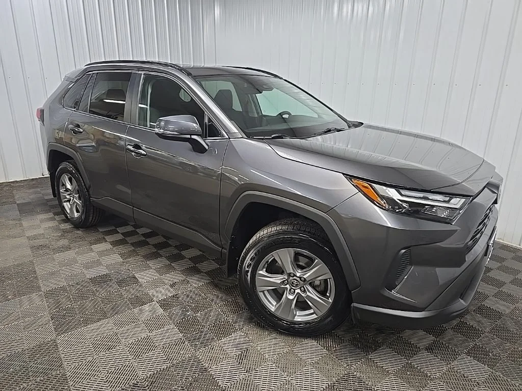 Used 2022 Gray Toyota XLE image 7