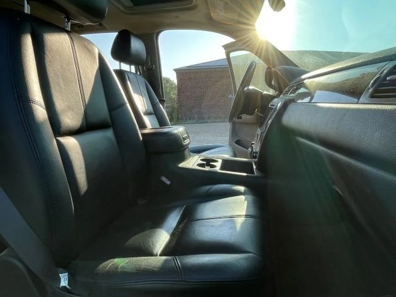 Used 2009 Silver Birch Metallic Chevrolet Hybrid image 10