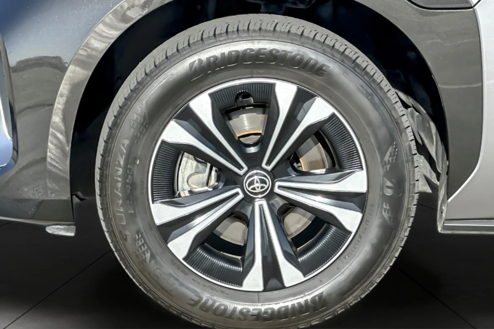 Certified Used 2023 PRECIOUS METAL Toyota XLE image 25