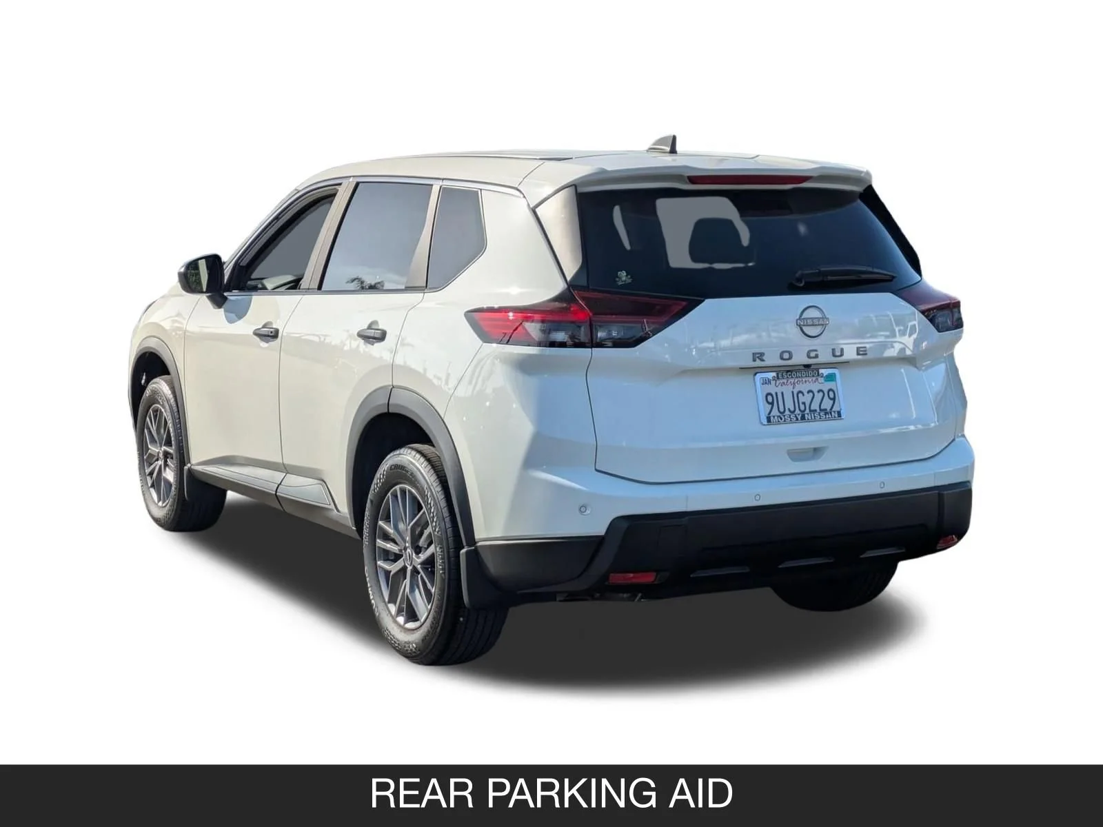 Used 2026 Glacier White Nissan S image 7