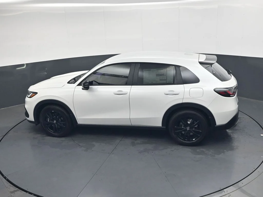 New 2027 Platinum White Pearl Honda Sport image 31