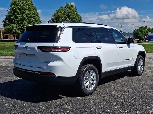 New 2026 White Jeep Laredo image 6