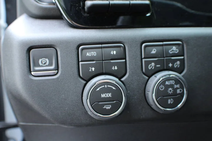 Used 2026 Summit White Chevrolet ZR2 image 7