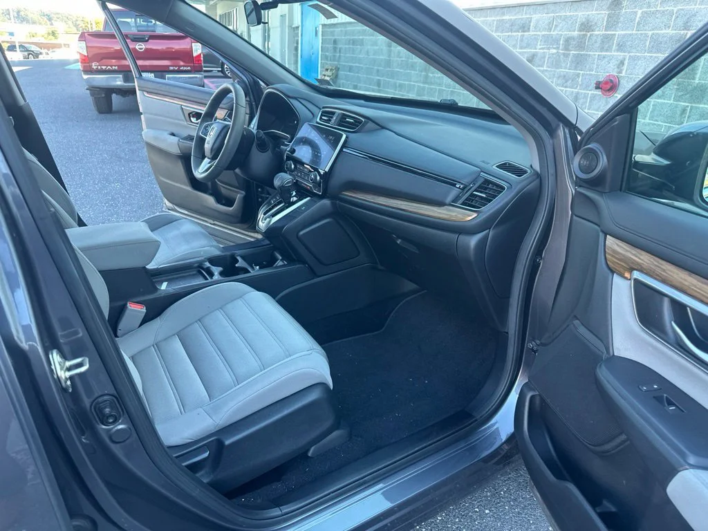 Certified Used 2017 Modern Steel Metallic Honda EX image 13