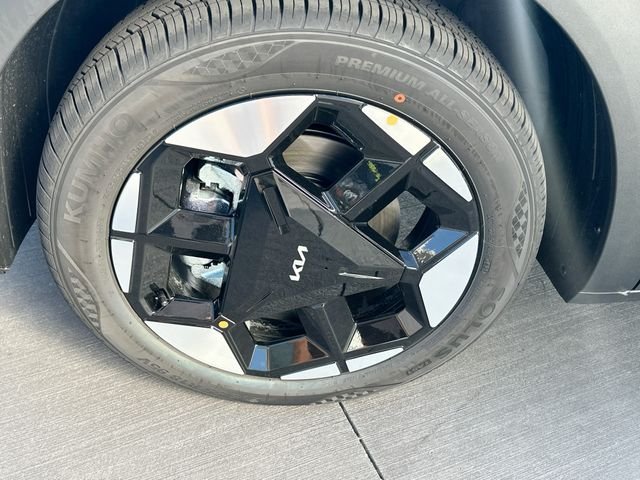 New 2027 Pale Gray Kia EX image 32