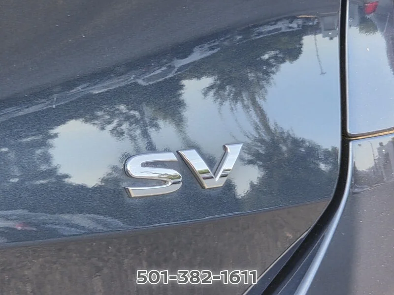 Used 2015 Arctic Blue NISSAN SV image 5